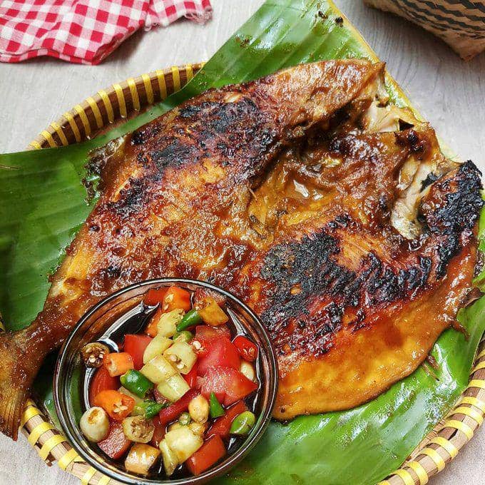 Rasanya Bikin Ngiler, Warung Nyonyahe Cilacap Jadi Favorit Warga