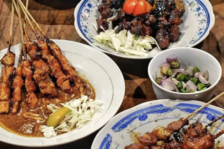 Evening Memories at Warung Nyonyahe: Flavors That Bring Back Memories